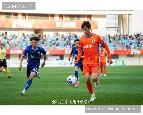 山东泰山B队于12月15日晚重返基地集结备战新赛季全力以赴再创佳绩