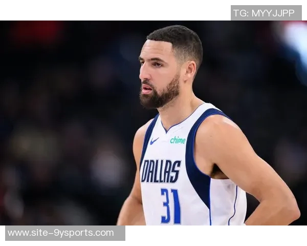 克莱半场神勇表现三分球9中6狂砍23分引发全场惊叹