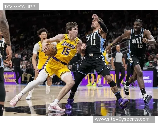 徐静雨分析湖人新星里夫斯超越特雷杨詹姆斯引领球队前行