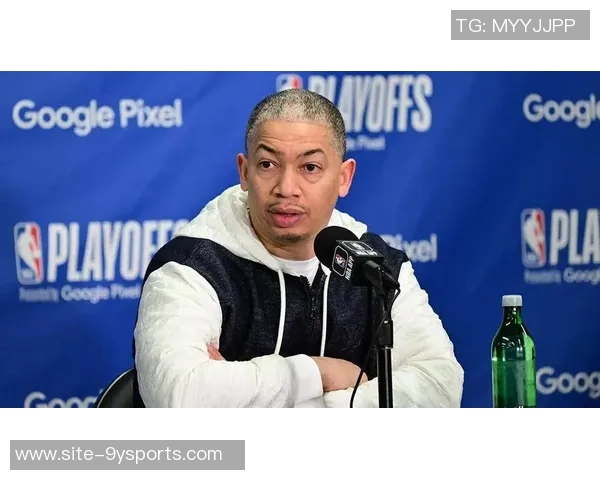 明天对阵雷霆泰伦卢谈小卡和比尔出战情况尚不明朗